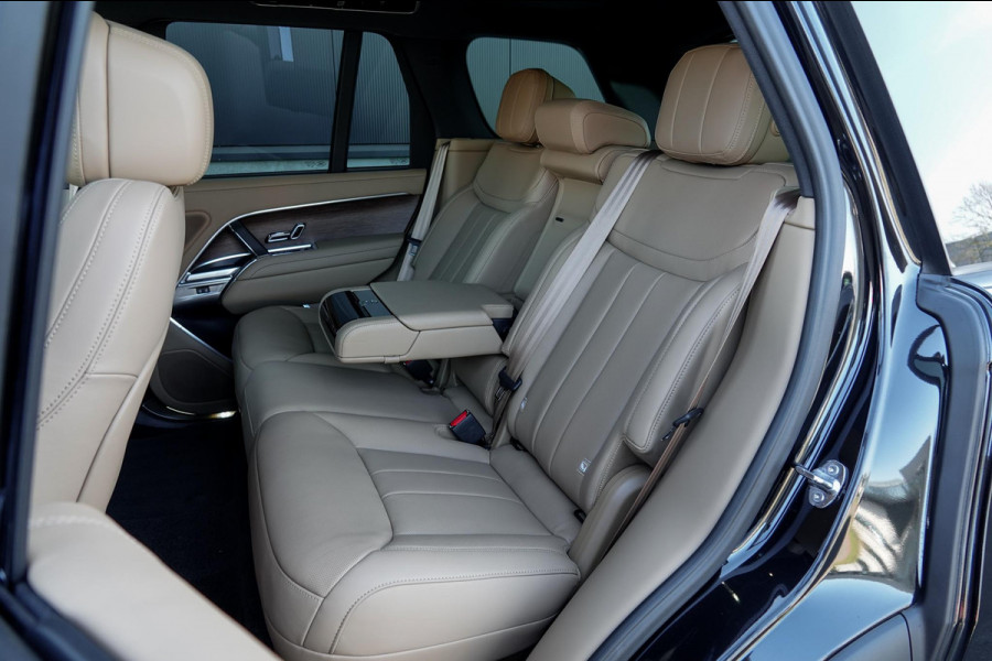 Land Rover Range Rover 3.0 P460e HSE PHEV *Meridian / Panorama / Surround-View / HUD / Stoelventilatie / Soft-Close*