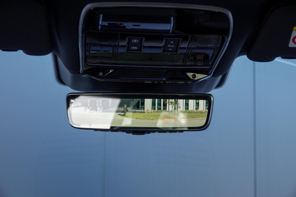 Land Rover Range Rover 3.0 P460e HSE PHEV *Meridian / Panorama / Surround-View / HUD / Stoelventilatie / Soft-Close*
