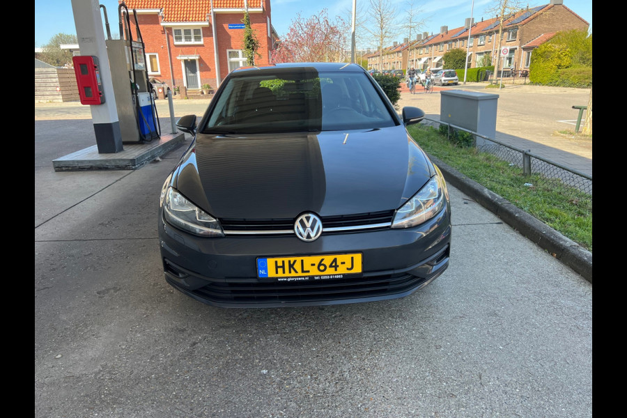 Volkswagen Golf 1.0 TSI Trendline ACTERUITCAMERA,APPEL CARPLAY,NIEUW KETTING