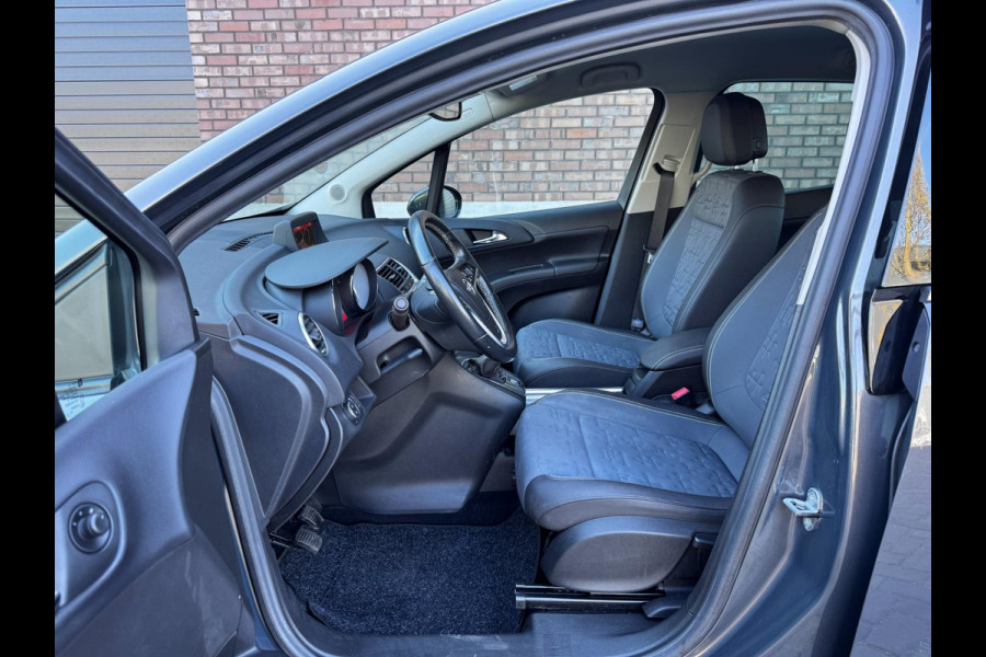 Opel Meriva 1.4 Turbo Blitz / 120 PK / Trekhaak / Navigatie / PDC Voor + Achter / Climate Control
