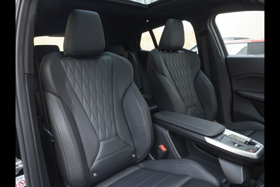 BMW iX2 xDrive30 M-Sport - Pano - Driving Ass - Harman Kardon - Memoryzetels