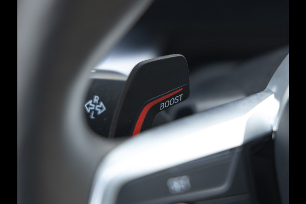 BMW iX2 xDrive30 M-Sport - Pano - Driving Ass - Harman Kardon - Memoryzetels