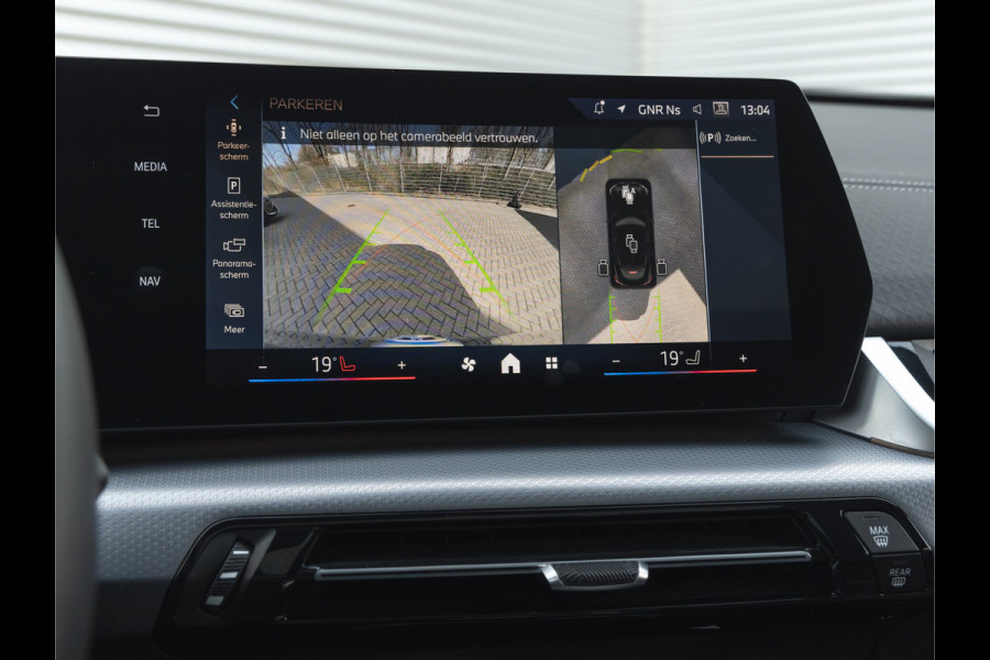 BMW iX2 xDrive30 M-Sport - Pano - Driving Ass - Harman Kardon - Memoryzetels