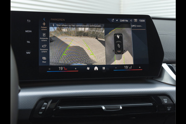 BMW iX2 xDrive30 M-Sport - Pano - Driving Ass - Harman Kardon - Memoryzetels