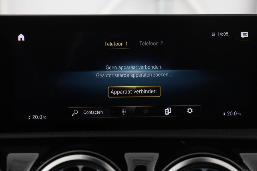 Mercedes-Benz A-Klasse 180 Business Solution AMG | Stoelverwarming | Carplay | Camera | Sfeerverlichting | Navigatie | Full LED | Leder/Alcantara | Widescreen