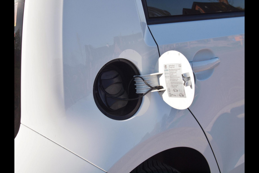 Volkswagen e-Up! e-up! | Automaat | Bluetooth | 15-inch | NL-auto |