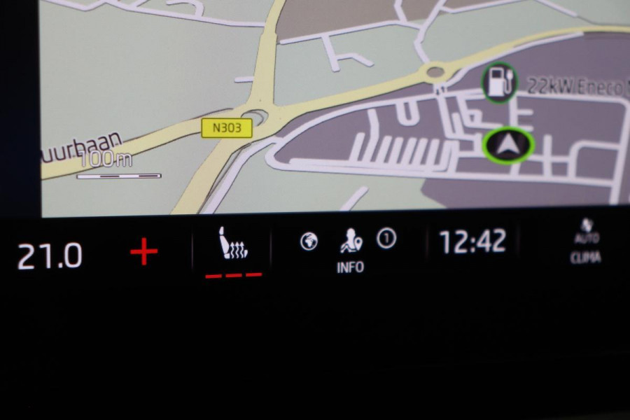 Škoda Octavia 1.4 TSI RS PHEV | Head-Up | Leder/Alcantara | Stoel & stuurverwarming | Carplay | Sfeerverlichting | Massage | Memory | Adaptive cruise