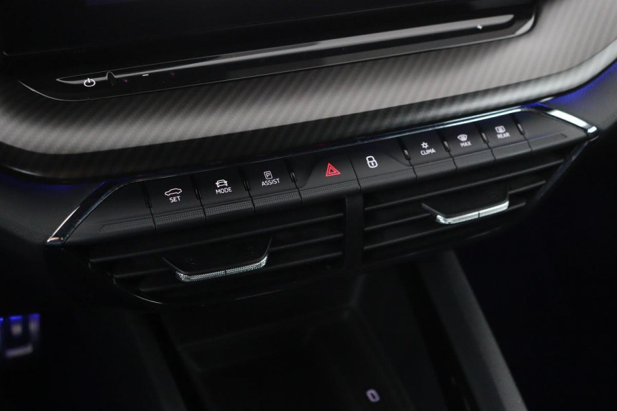 Škoda Octavia 1.4 TSI RS PHEV | Head-Up | Leder/Alcantara | Stoel & stuurverwarming | Carplay | Sfeerverlichting | Massage | Memory | Adaptive cruise