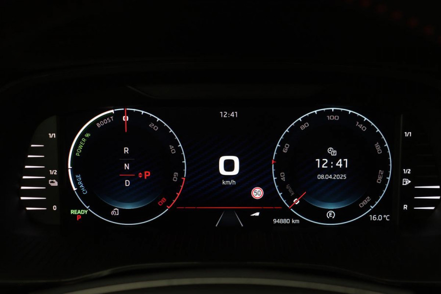 Škoda Octavia 1.4 TSI RS PHEV | Head-Up | Leder/Alcantara | Stoel & stuurverwarming | Carplay | Sfeerverlichting | Massage | Memory | Adaptive cruise