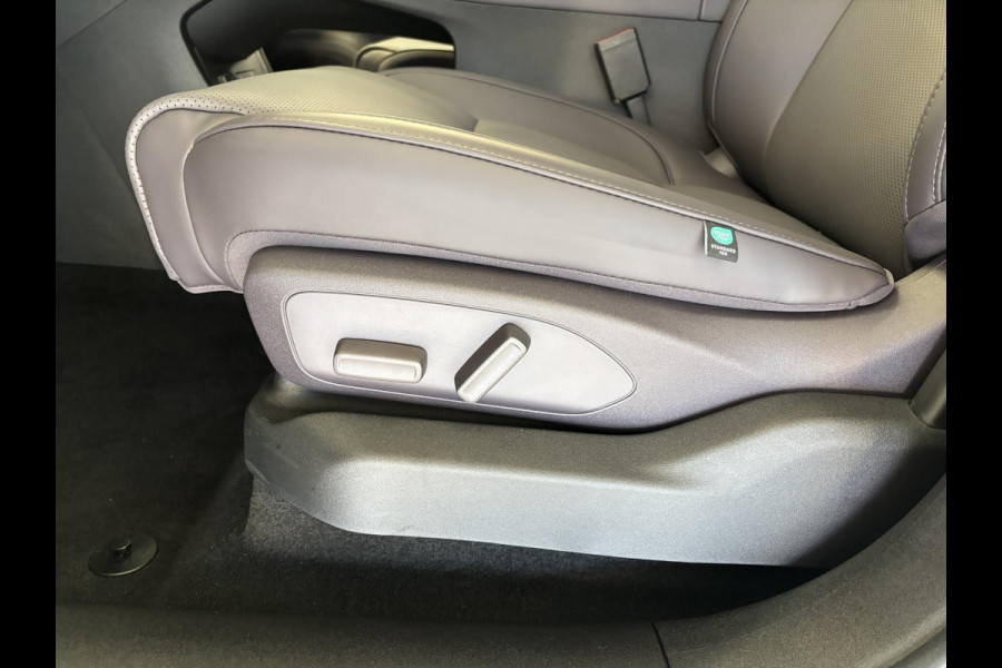 Leapmotor C10 REEV Design 28.4 kWh