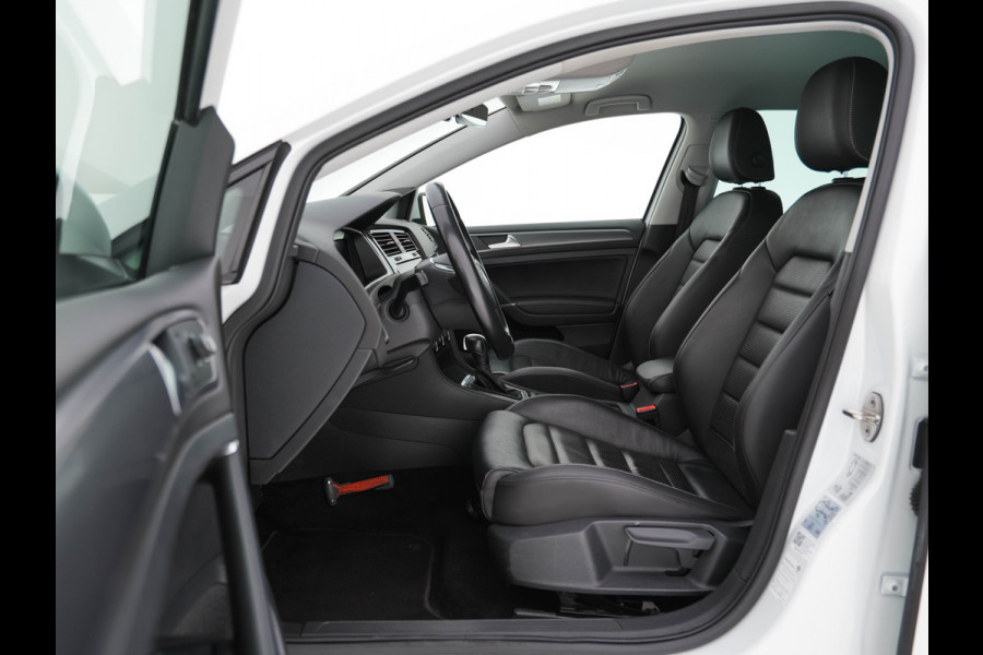 Volkswagen e-Golf E-DITION (INCL-BTW) *VIENNA-FULL-LEATHER | DIGI-COCKPIT | FULL-LED | ADAPTIVE-CRUISE | DYNAUDIO | NAVI-FULLMAP | CAMERA | DAB+ | SPORT-SEATS | HEATED-SEATS | CCS-FASTLOADER | ECC | PDC | 18''ALU*
