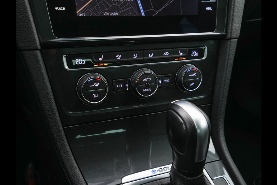 Volkswagen e-Golf E-DITION (INCL-BTW) *VIENNA-FULL-LEATHER | DIGI-COCKPIT | FULL-LED | ADAPTIVE-CRUISE | DYNAUDIO | NAVI-FULLMAP | CAMERA | DAB+ | SPORT-SEATS | HEATED-SEATS | CCS-FASTLOADER | ECC | PDC | 18''ALU*