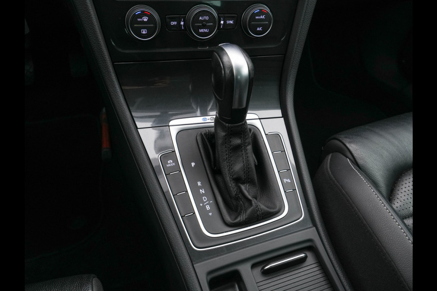 Volkswagen e-Golf E-DITION (INCL-BTW) *VIENNA-FULL-LEATHER | DIGI-COCKPIT | FULL-LED | ADAPTIVE-CRUISE | DYNAUDIO | NAVI-FULLMAP | CAMERA | DAB+ | SPORT-SEATS | HEATED-SEATS | CCS-FASTLOADER | ECC | PDC | 18''ALU*
