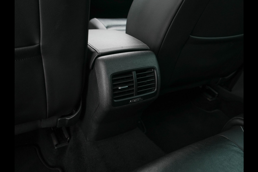 Volkswagen e-Golf E-DITION (INCL-BTW) *VIENNA-FULL-LEATHER | DIGI-COCKPIT | FULL-LED | ADAPTIVE-CRUISE | DYNAUDIO | NAVI-FULLMAP | CAMERA | DAB+ | SPORT-SEATS | HEATED-SEATS | CCS-FASTLOADER | ECC | PDC | 18''ALU*