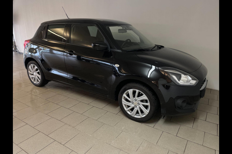 Suzuki Swift 1.2 Comfort Smart Hybrid AIRCO NAVI CRUISE BLUETOOTH GROOT SCHERM ELEK RAMEN CENT VERG VELGEN PDC NIEUWSTAAT