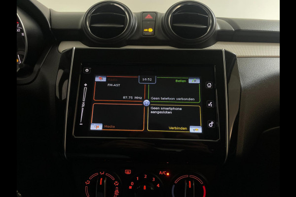 Suzuki Swift 1.2 Comfort Smart Hybrid AIRCO NAVI CRUISE BLUETOOTH GROOT SCHERM ELEK RAMEN CENT VERG VELGEN PDC NIEUWSTAAT