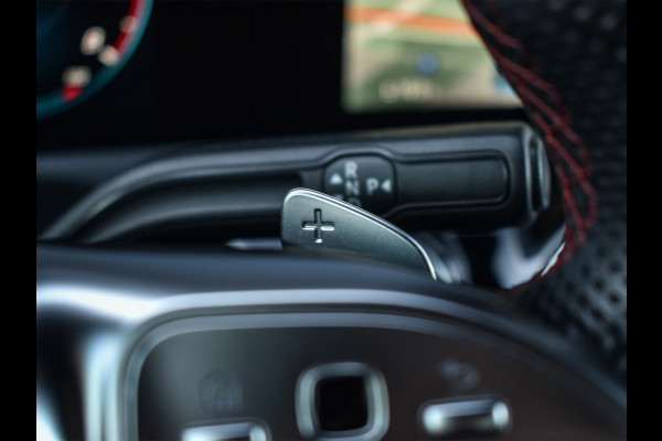 Mercedes-Benz CLA-Klasse 180 AMG Line | 45 UITVOERING | AMBIANCE VERLICHTING | CRUISE CONTROL | SPORTSTOELEN