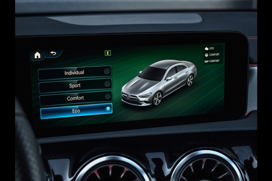 Mercedes-Benz CLA-Klasse 180 AMG Line | 45 UITVOERING | AMBIANCE VERLICHTING | CRUISE CONTROL | SPORTSTOELEN