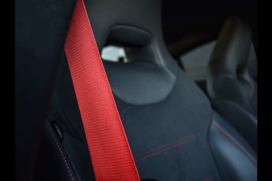 Mercedes-Benz CLA-Klasse 180 AMG Line | 45 UITVOERING | AMBIANCE VERLICHTING | CRUISE CONTROL | SPORTSTOELEN
