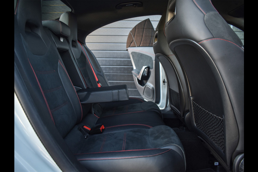 Mercedes-Benz CLA-Klasse 180 AMG Line | 45 UITVOERING | AMBIANCE VERLICHTING | CRUISE CONTROL | SPORTSTOELEN