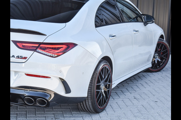 Mercedes-Benz CLA-Klasse 180 AMG Line | 45 UITVOERING | AMBIANCE VERLICHTING | CRUISE CONTROL | SPORTSTOELEN