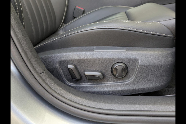 Škoda Superb Combi 1.4 TSI iV Laurin & Klement|Panodak|Leder|Memory|Matrix-LED|Virtual-Cockpit|Stoel/Stuurverwarming|Trekhaak