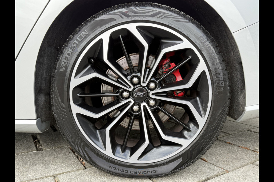 Ford FOCUS Wagon BWJ 2020 | 1.5 TDCI 120PK ST Line Business | PANO | CLIMA | NAVI | AD CRUISE | PDC | SPORTSTOELEN | B&O