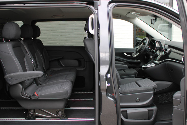 Mercedes-Benz Eqv 300 L2 / 7-Persoons / Luchtvering / Led / 3200 KM / Electr Stoelen / Vol Opties / NIEUW!!