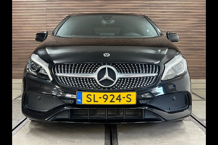 Mercedes-Benz A-Klasse 180 Business Solution AMG Upgrade Edition Navi | Camera | LED High Perf. | Stoelverwarming