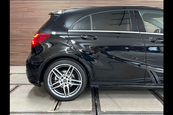 Mercedes-Benz A-Klasse 180 Business Solution AMG Upgrade Edition Navi | Camera | LED High Perf. | Stoelverwarming