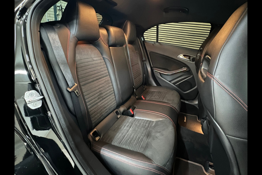 Mercedes-Benz A-Klasse 180 Business Solution AMG Upgrade Edition Navi | Camera | LED High Perf. | Stoelverwarming