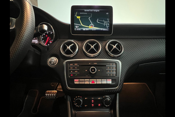 Mercedes-Benz A-Klasse 180 Business Solution AMG Upgrade Edition Navi | Camera | LED High Perf. | Stoelverwarming