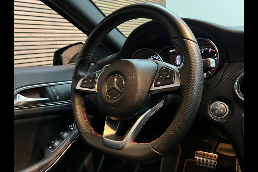 Mercedes-Benz A-Klasse 180 Business Solution AMG Upgrade Edition Navi | Camera | LED High Perf. | Stoelverwarming