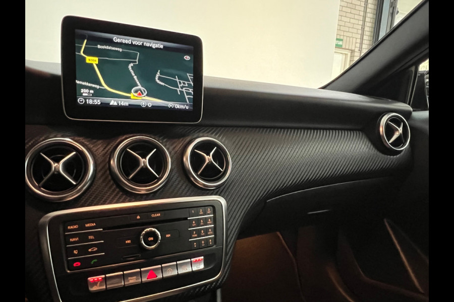 Mercedes-Benz A-Klasse 180 Business Solution AMG Upgrade Edition Navi | Camera | LED High Perf. | Stoelverwarming