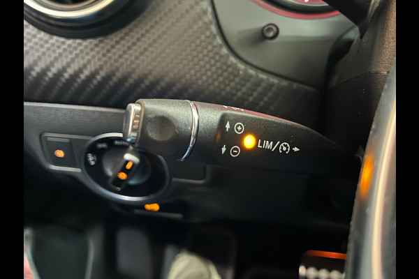 Mercedes-Benz A-Klasse 180 Business Solution AMG Upgrade Edition Navi | Camera | LED High Perf. | Stoelverwarming