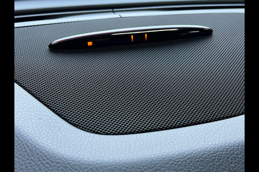 Mercedes-Benz A-Klasse 180 Business Solution AMG Upgrade Edition Navi | Camera | LED High Perf. | Stoelverwarming