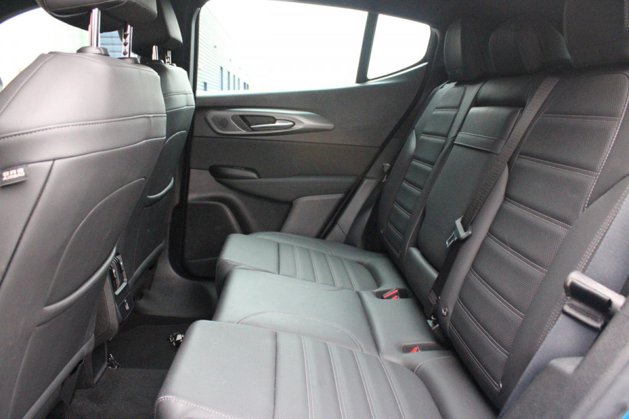 Alfa Romeo Tonale 1.3T PHEV Q4 280PK EDIZIONE SPECIALE | AFNEEMBARE TREKHAAK | ADAPTIVE DEMPING SYSTEEM | SCHAKELFLIPPERS | HARMAN CARDON PREMIUM AUDIO  | LEDEREN BEKLEDING | VOORSTOELEN / STUUR VERWARMD | VOORSTOELEN GEVENTILEERD | VOORSTOELEN ELEKTRISCH VERSTELBAAR MET GEHEUGEN FUNCTIE | APPLE CARPLAY / ANDROID AUTO | ACHTERUITRIJ CAMERA | 20"INCH LICHTMETALEN VELGEN | ADAPTIVE CRUISE CONTROL | KEYLESS ENTRY / START | ELEKTRISCH BEDIENBARE ACHTERKLEP | DRAADLOZE TELEFOONLADER | SFEER VERLICHTING | DONKERE HEMELBEKLEDING |