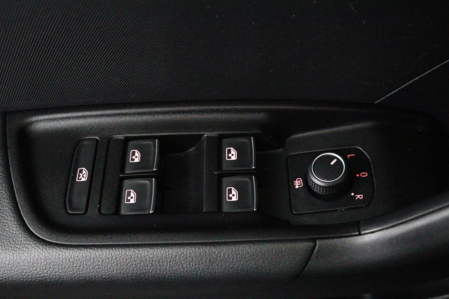Audi A1 Sportback 25 TFSI Pro Line (LANE-ASSIST, CRUISE CONTROL, CARPLAY, NL-AUTO, GOED ONDERHOUDEN)