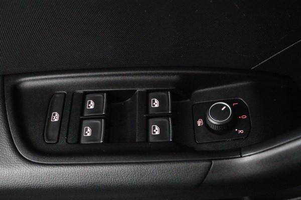 Audi A1 Sportback 25 TFSI Pro Line (LANE-ASSIST, CRUISE CONTROL, CARPLAY, NL-AUTO, GOED ONDERHOUDEN)