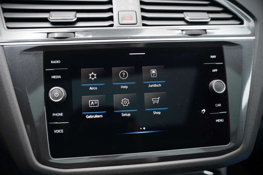 Volkswagen Tiguan Allspace 1.5 TSI DSG Highline Business R | R-Line | Panoramadak | Trekhaak | Massage | Stoelverwarming | Stuurverwarming | Keyless | Camera | Adaptive Cruise Control | Apple Carplay | Navigatie | Virtual Cockpit | Automaat | *5