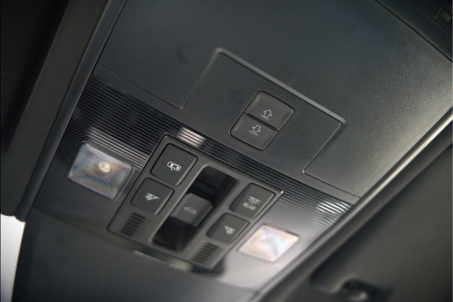 Volkswagen Tiguan Allspace 1.5 TSI DSG Highline Business R | R-Line | Panoramadak | Trekhaak | Massage | Stoelverwarming | Stuurverwarming | Keyless | Camera | Adaptive Cruise Control | Apple Carplay | Navigatie | Virtual Cockpit | Automaat | *5
