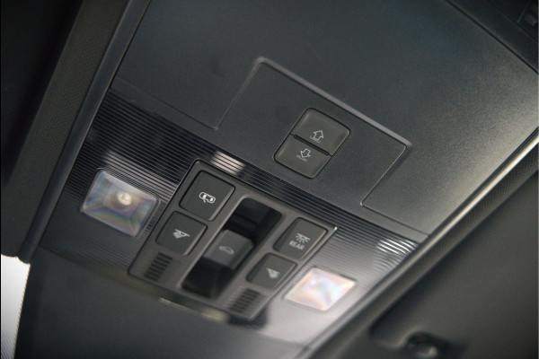 Volkswagen Tiguan Allspace 1.5 TSI DSG Highline Business R | R-Line | Panoramadak | Trekhaak | Massage | Stoelverwarming | Stuurverwarming | Keyless | Camera | Adaptive Cruise Control | Apple Carplay | Navigatie | Virtual Cockpit | Automaat | *5