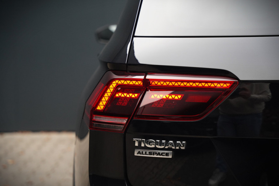 Volkswagen Tiguan Allspace 1.5 TSI DSG Highline Business R | R-Line | Panoramadak | Trekhaak | Massage | Stoelverwarming | Stuurverwarming | Keyless | Camera | Adaptive Cruise Control | Apple Carplay | Navigatie | Virtual Cockpit | Automaat | *5