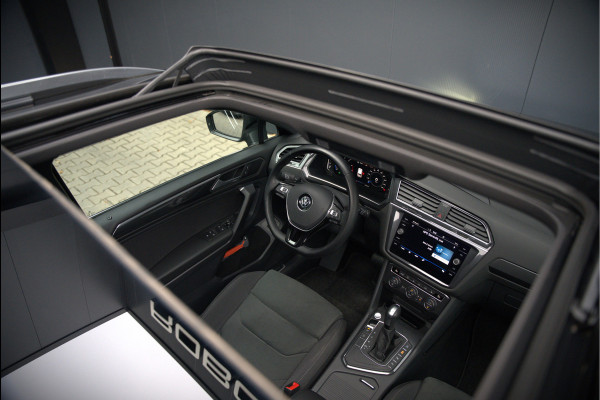 Volkswagen Tiguan Allspace 1.5 TSI DSG Highline Business R | R-Line | Panoramadak | Trekhaak | Massage | Stoelverwarming | Stuurverwarming | Keyless | Camera | Adaptive Cruise Control | Apple Carplay | Navigatie | Virtual Cockpit | Automaat | *5