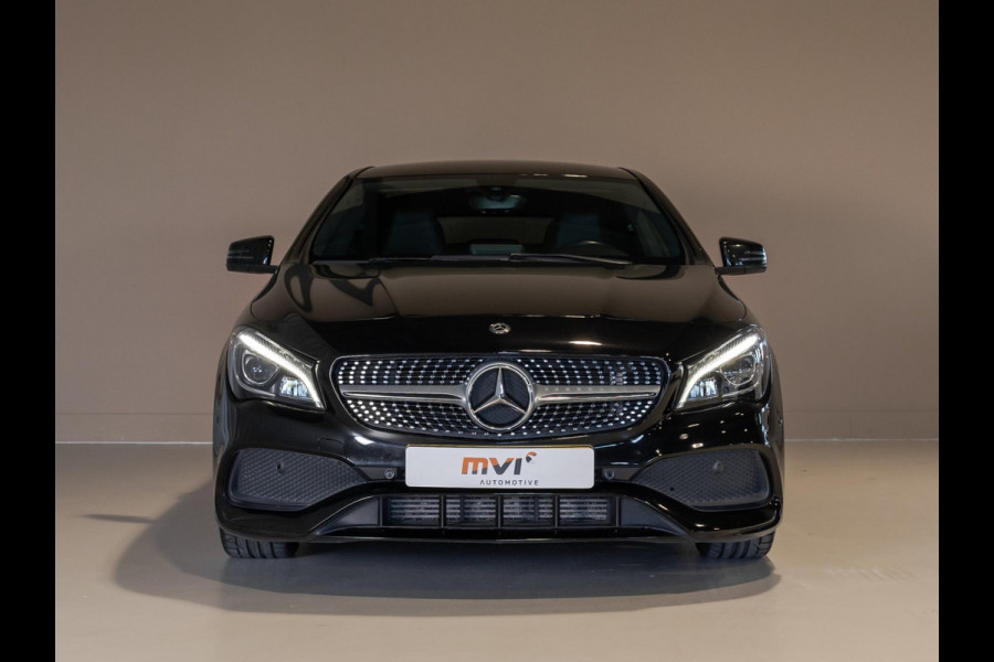Mercedes-Benz CLA-Klasse Shooting Brake 180 Line: AMG / 122pk / Achteruitrij camera / Stoelverwarming /