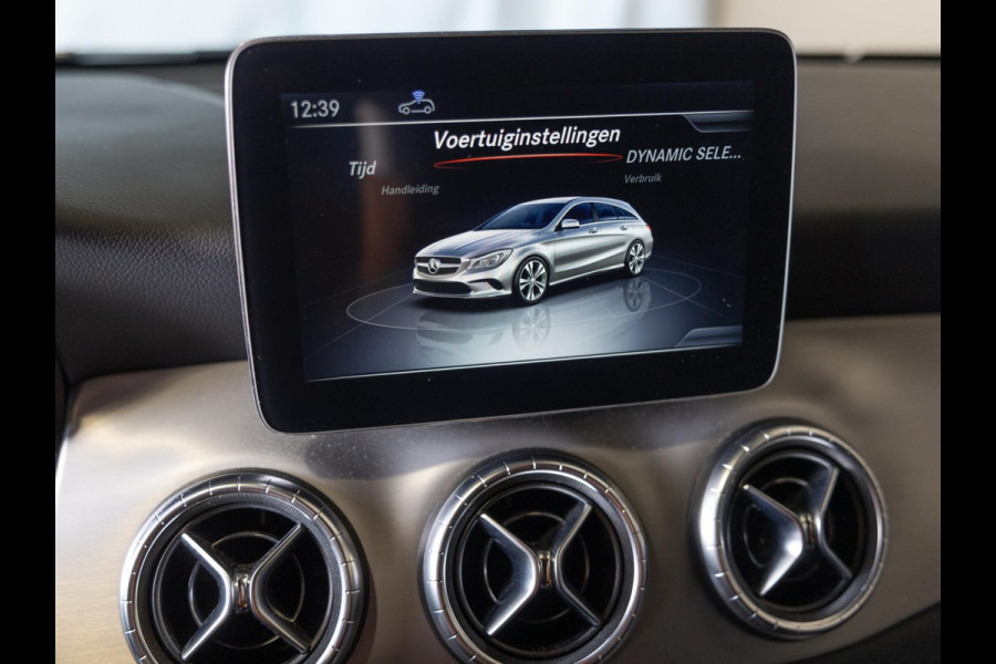 Mercedes-Benz CLA-Klasse Shooting Brake 180 Line: AMG / 122pk / Achteruitrij camera / Stoelverwarming /