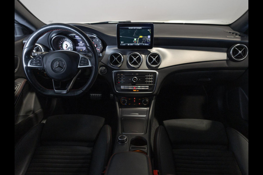 Mercedes-Benz CLA-Klasse Shooting Brake 180 Line: AMG / 122pk / Achteruitrij camera / Stoelverwarming /