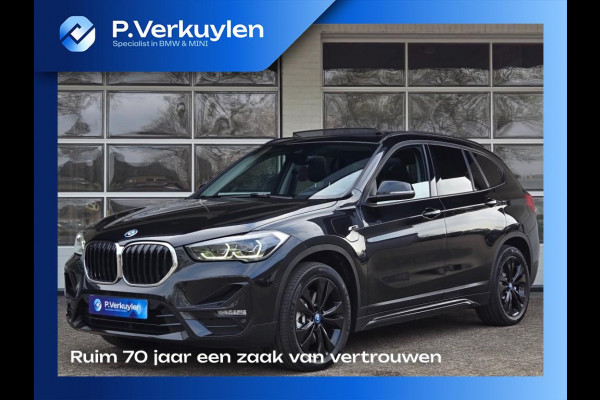 BMW X1 XDRIVE25E SPORTLINE I SPORTSTOELEN LEDER I PANORAMA I NAVIGATIE
