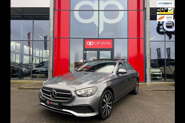 Mercedes-Benz E-Klasse 300 e Business Panorama Memory seats Burmester