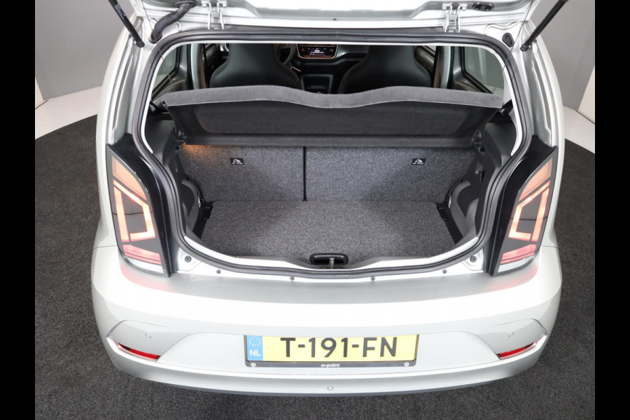 Volkswagen up! 1.0 65 pk | Verlengde garantie | Navigatie via App | Autom. airco | Cruise control | Parkeersensoren achter | Achteruitrijcamera |